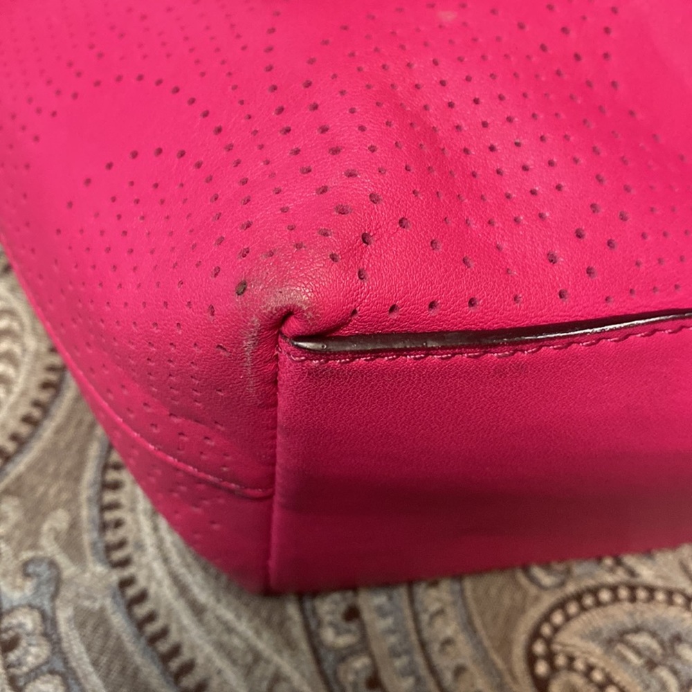 Hot pink coach purse - Picture 8 of 9